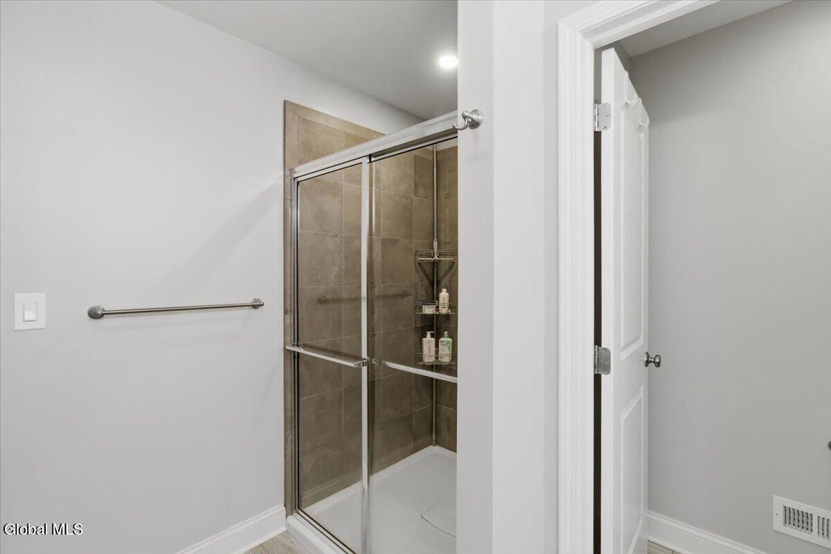 21 Tisdale Lane Clifton Park NY 12065