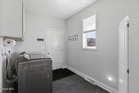 21 Tisdale Lane Clifton Park NY 12065