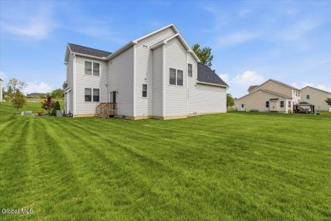 21 Tisdale Lane Clifton Park NY 12065