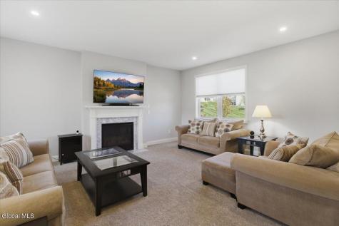 21 Tisdale Lane Clifton Park NY 12065