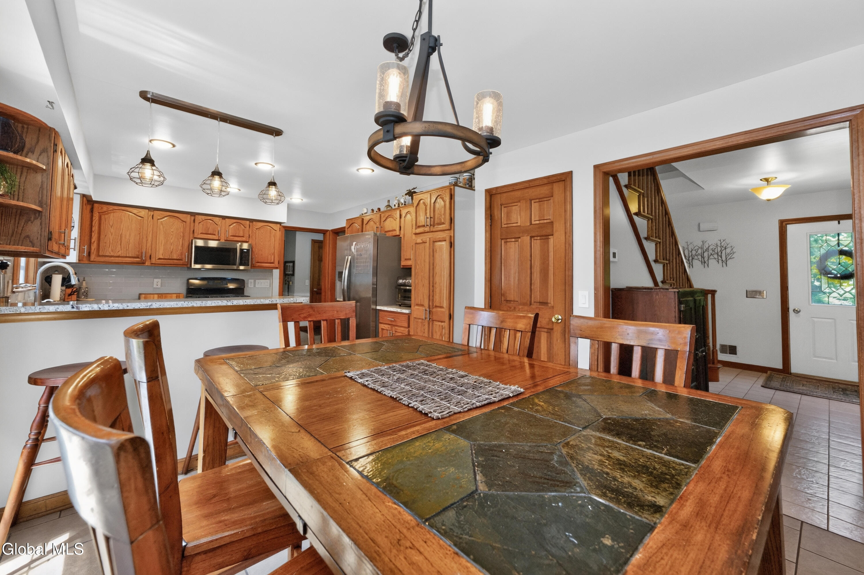 4 Stottle Lane Glenville NY 12302
