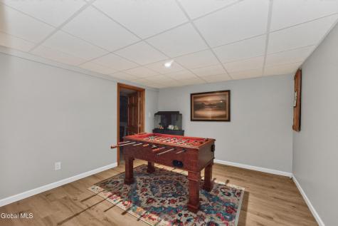 4 Stottle Lane Glenville NY 12302