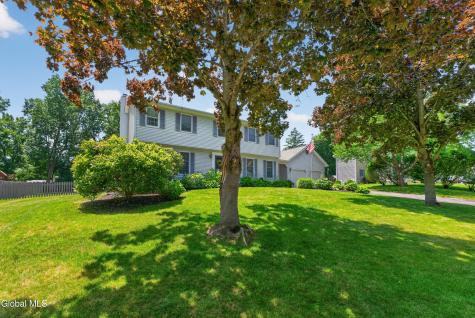 4 Stottle Lane Glenville NY 12302
