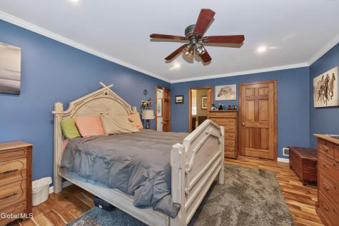 4 Stottle Lane Glenville NY 12302