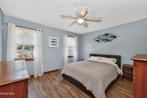 4 Stottle Lane Glenville NY 12302