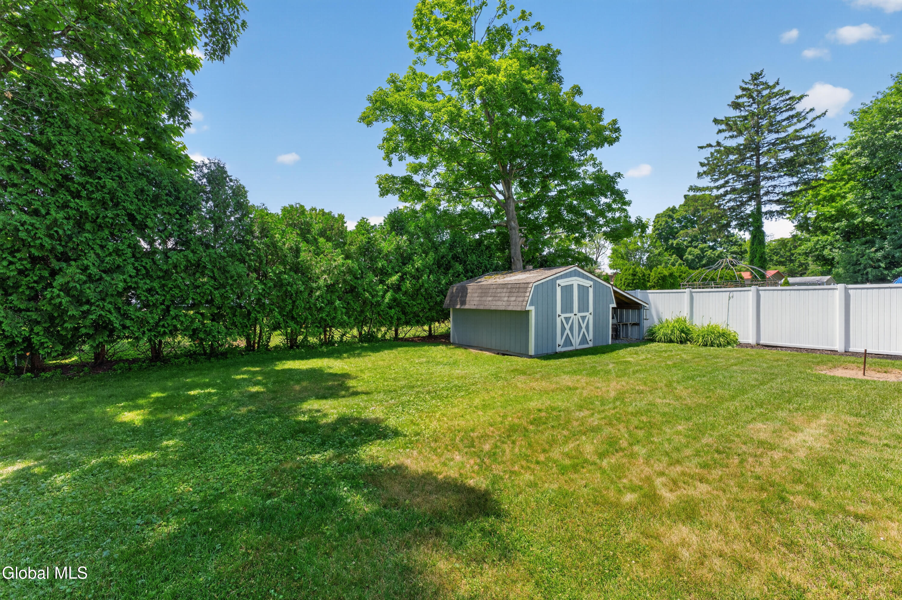 4 Stottle Lane Glenville NY 12302