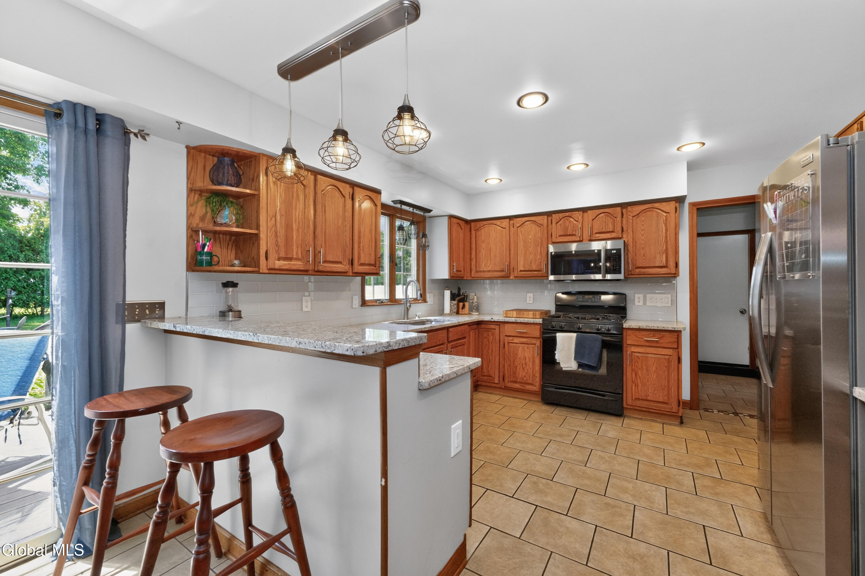 4 Stottle Lane Glenville NY 12302
