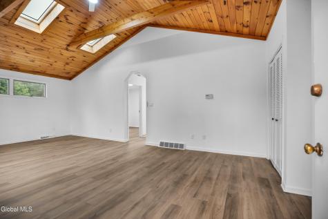 1368 Belmont Avenue Schenectady NY 12308