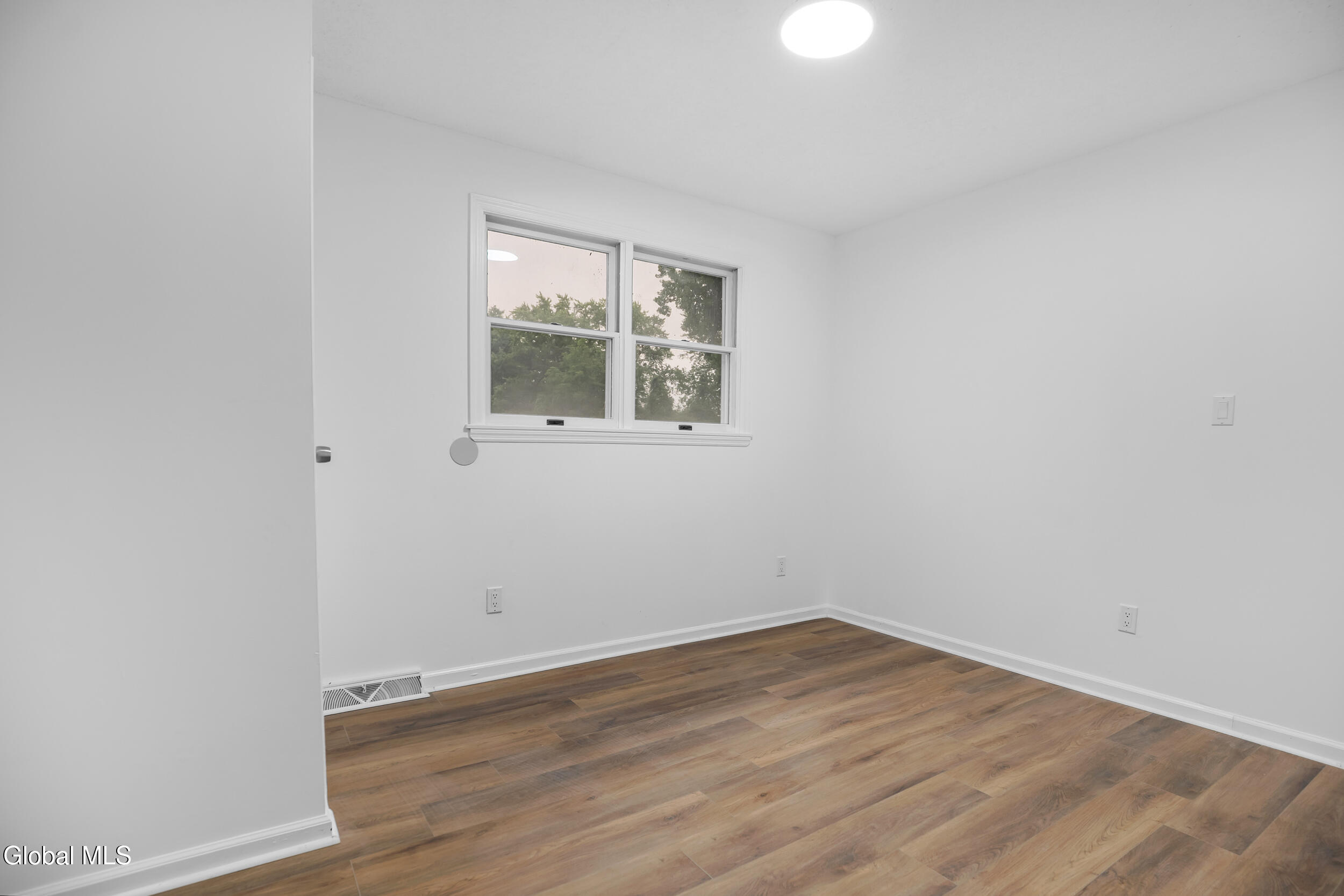 1368 Belmont Avenue Schenectady NY 12308