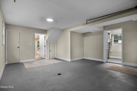 1368 Belmont Avenue Schenectady NY 12308