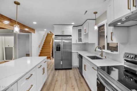 1368 Belmont Avenue Schenectady NY 12308