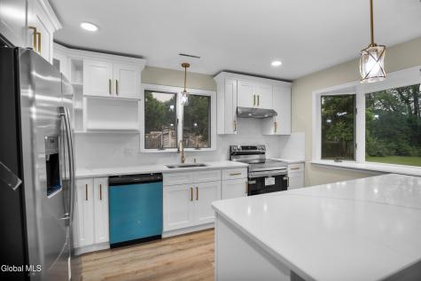 1368 Belmont Avenue Schenectady NY 12308