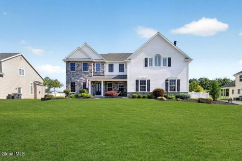 13 Peacham Road Watervliet NY 12189