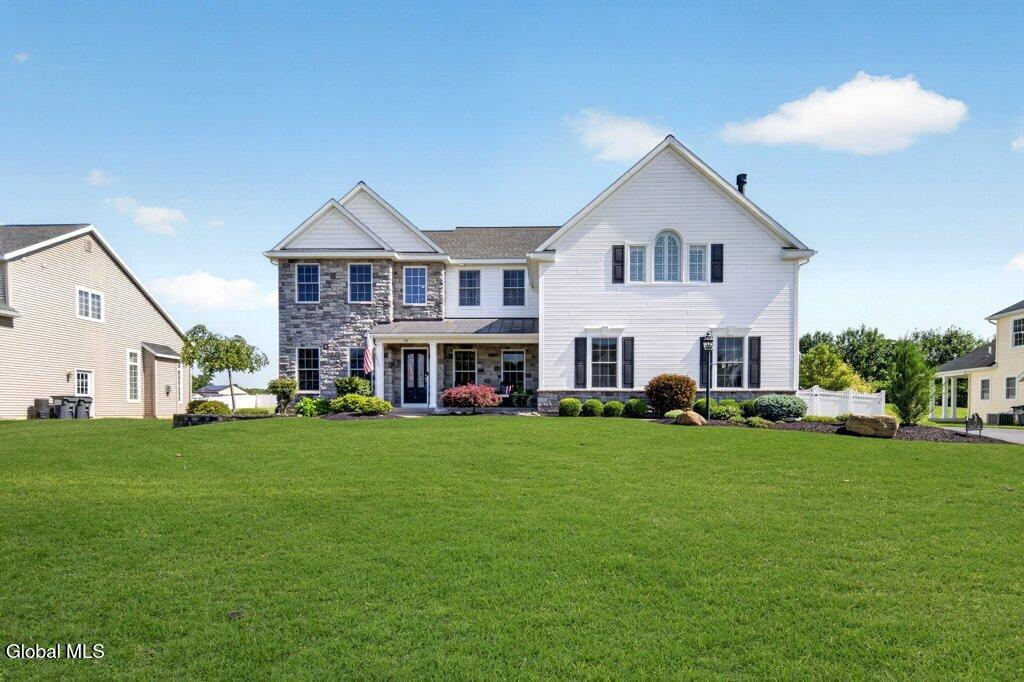 13 Peacham Road Watervliet NY 12189