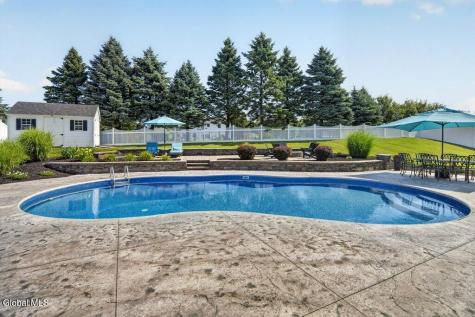 13 Peacham Road Watervliet NY 12189