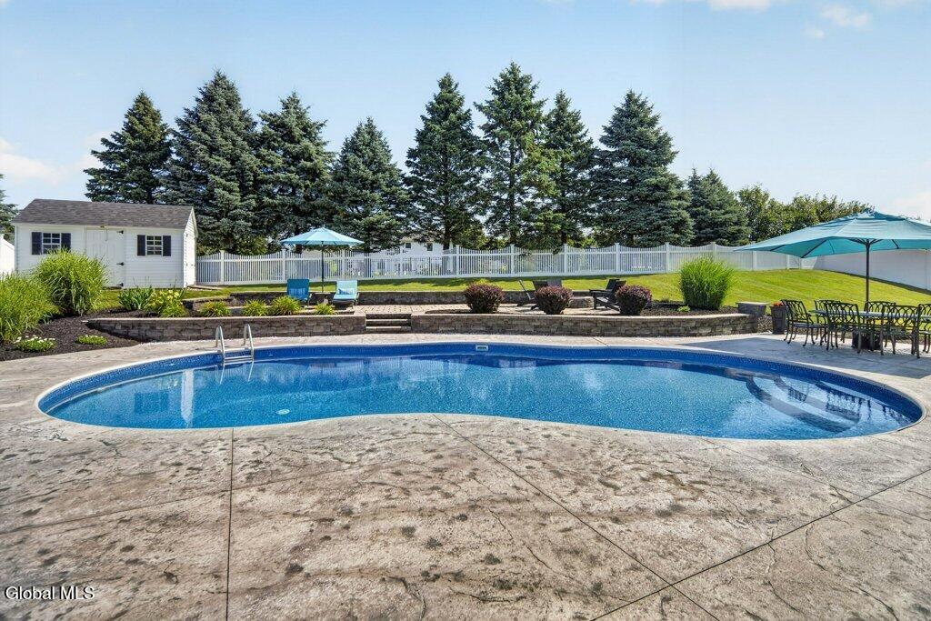 13 Peacham Road Watervliet NY 12189