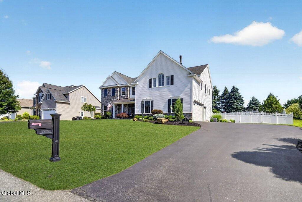 13 Peacham Road Watervliet NY 12189