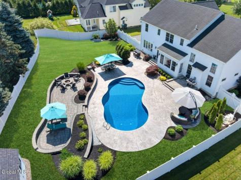 13 Peacham Road Watervliet NY 12189