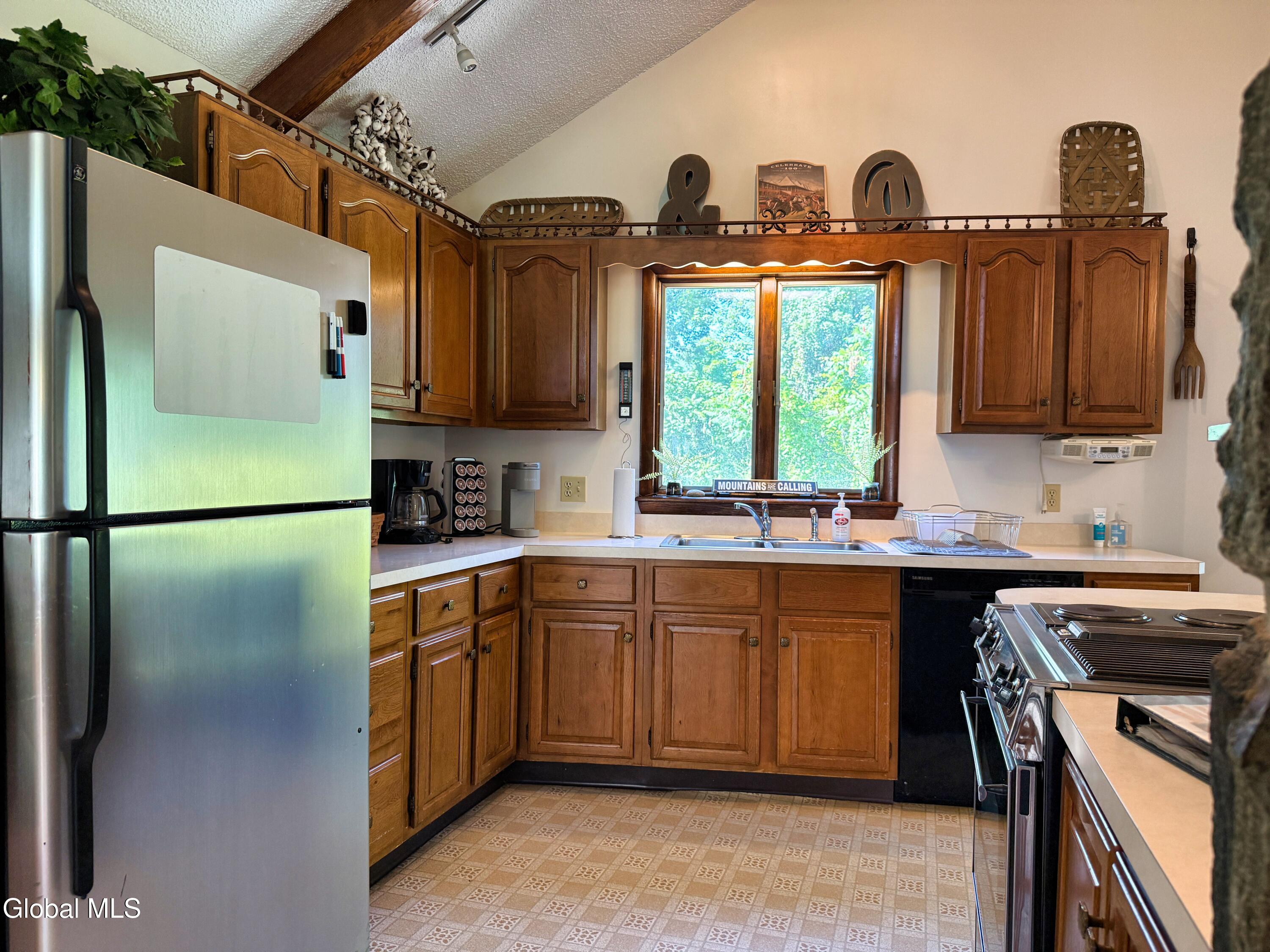967 Ny-149 Queensbury NY 12845