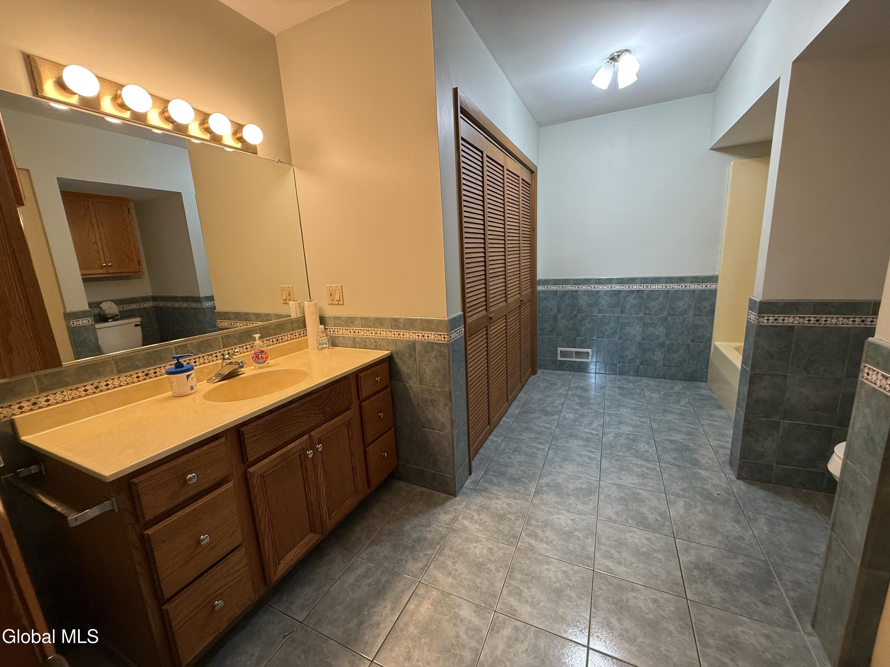 936 Ridge Road Broadalbin NY 12025