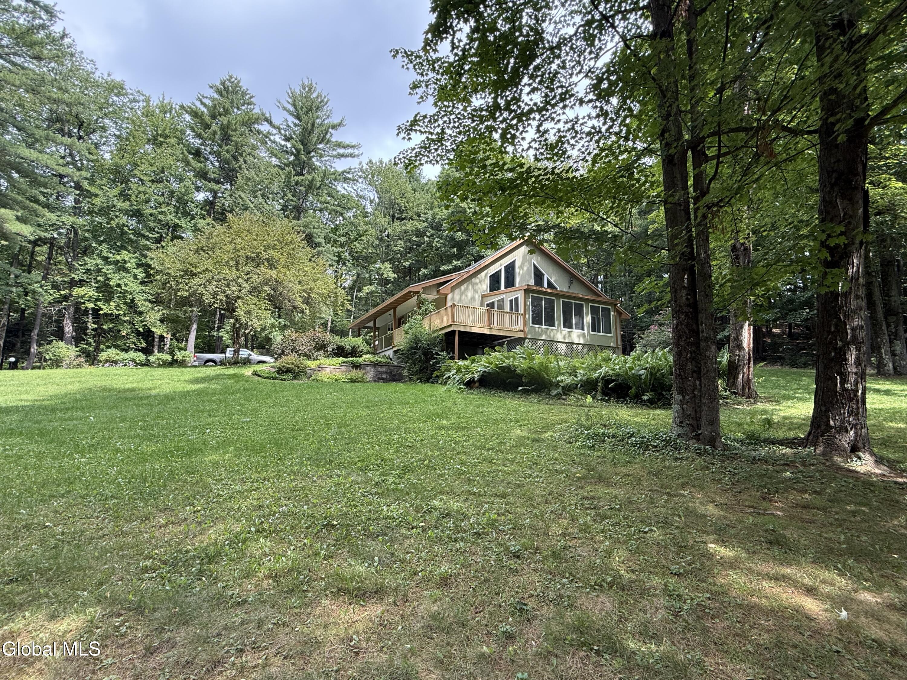 936 Ridge Road Broadalbin NY 12025
