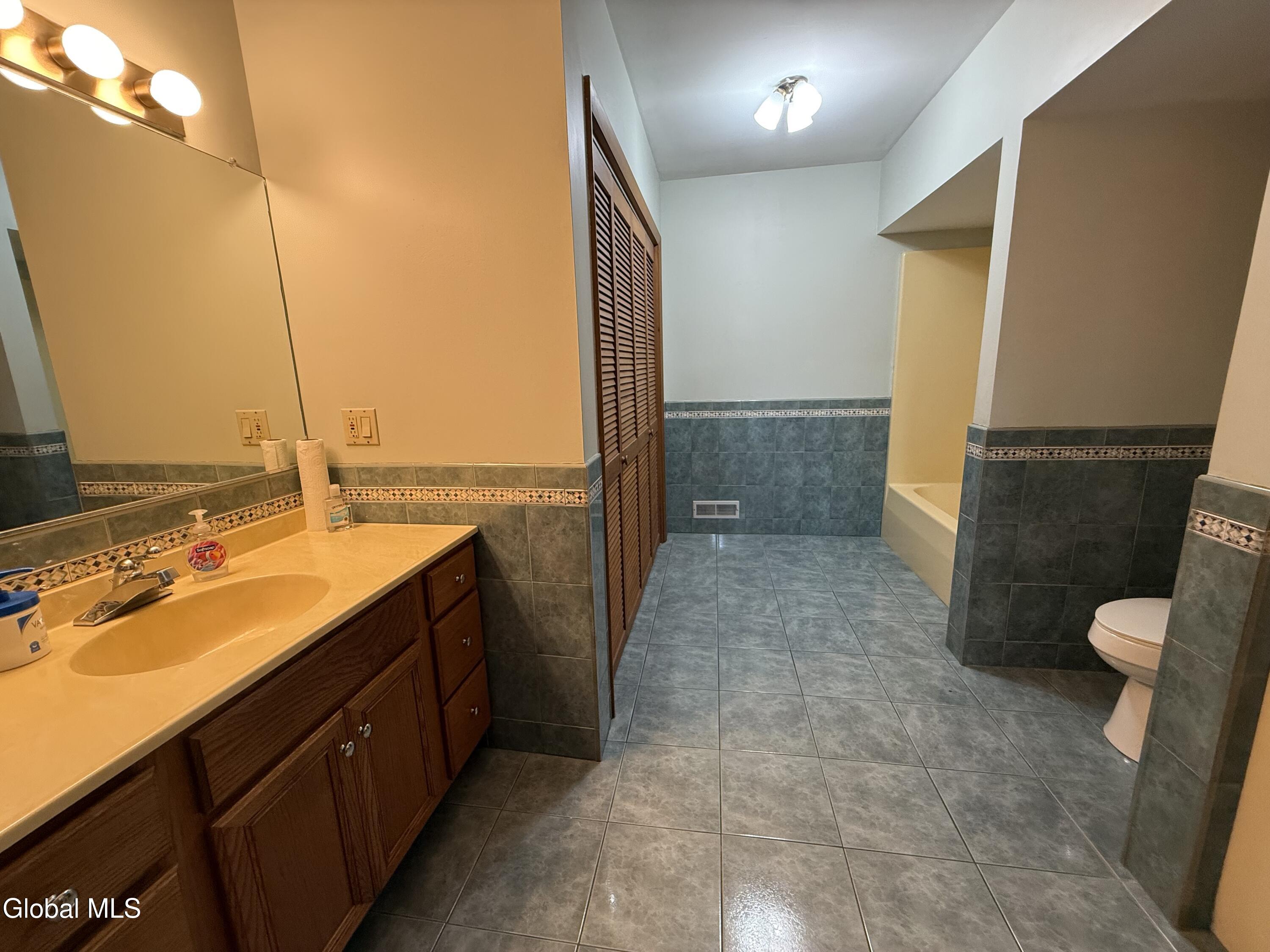 936 Ridge Road Broadalbin NY 12025