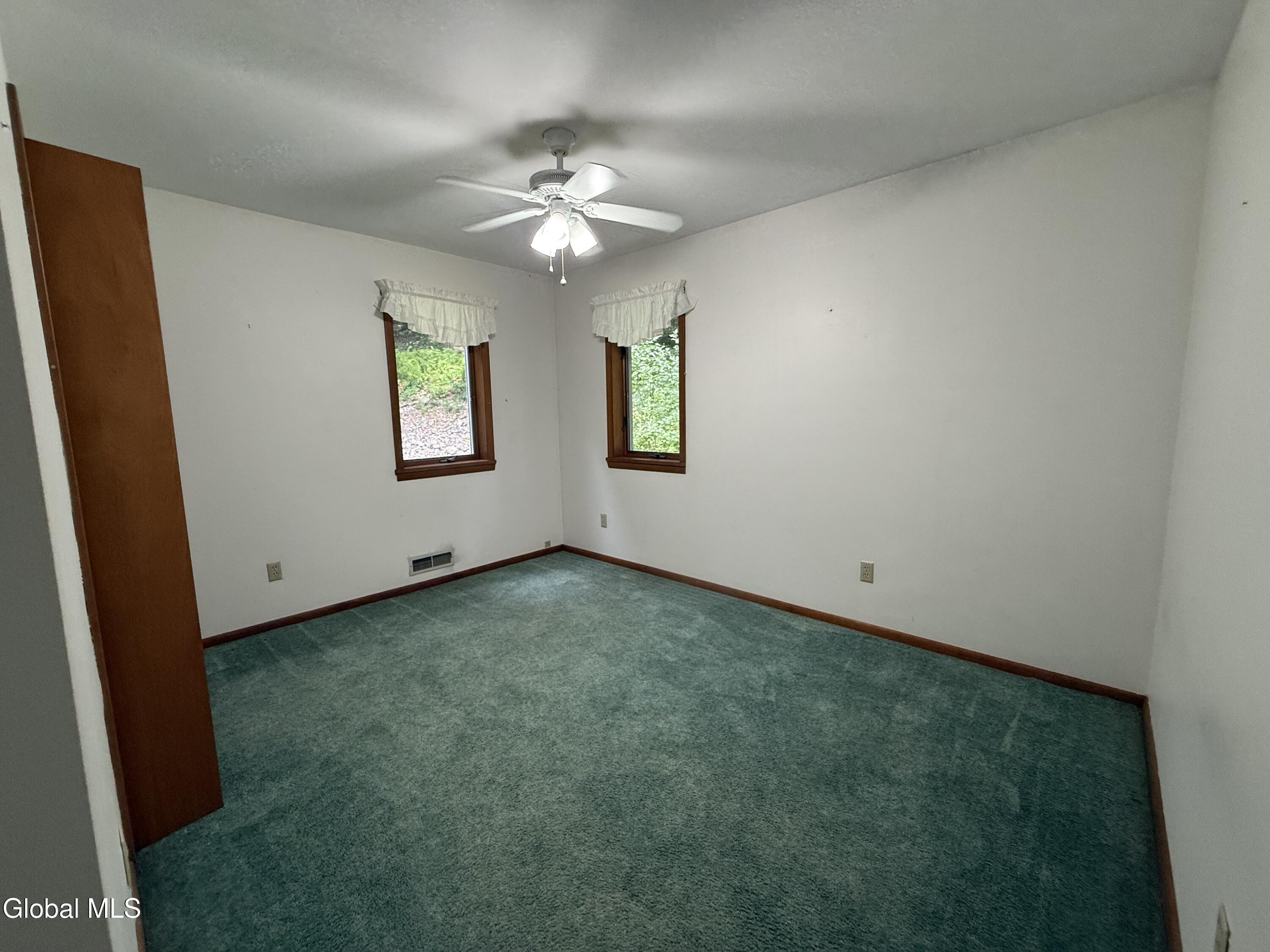 936 Ridge Road Broadalbin NY 12025