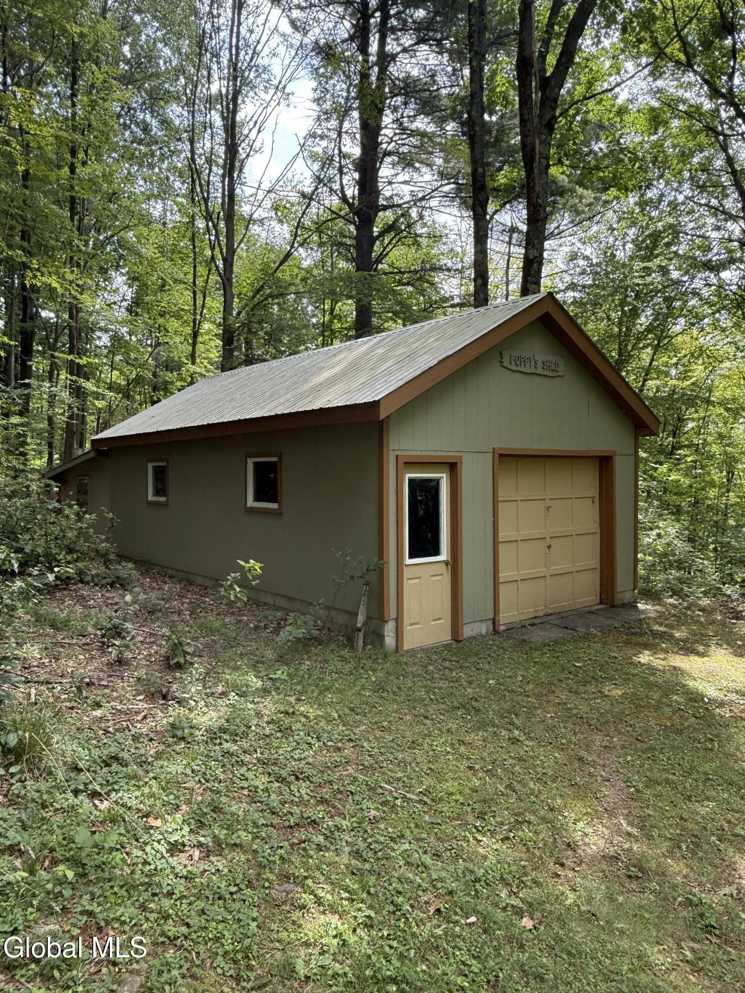 936 Ridge Road Broadalbin NY 12025