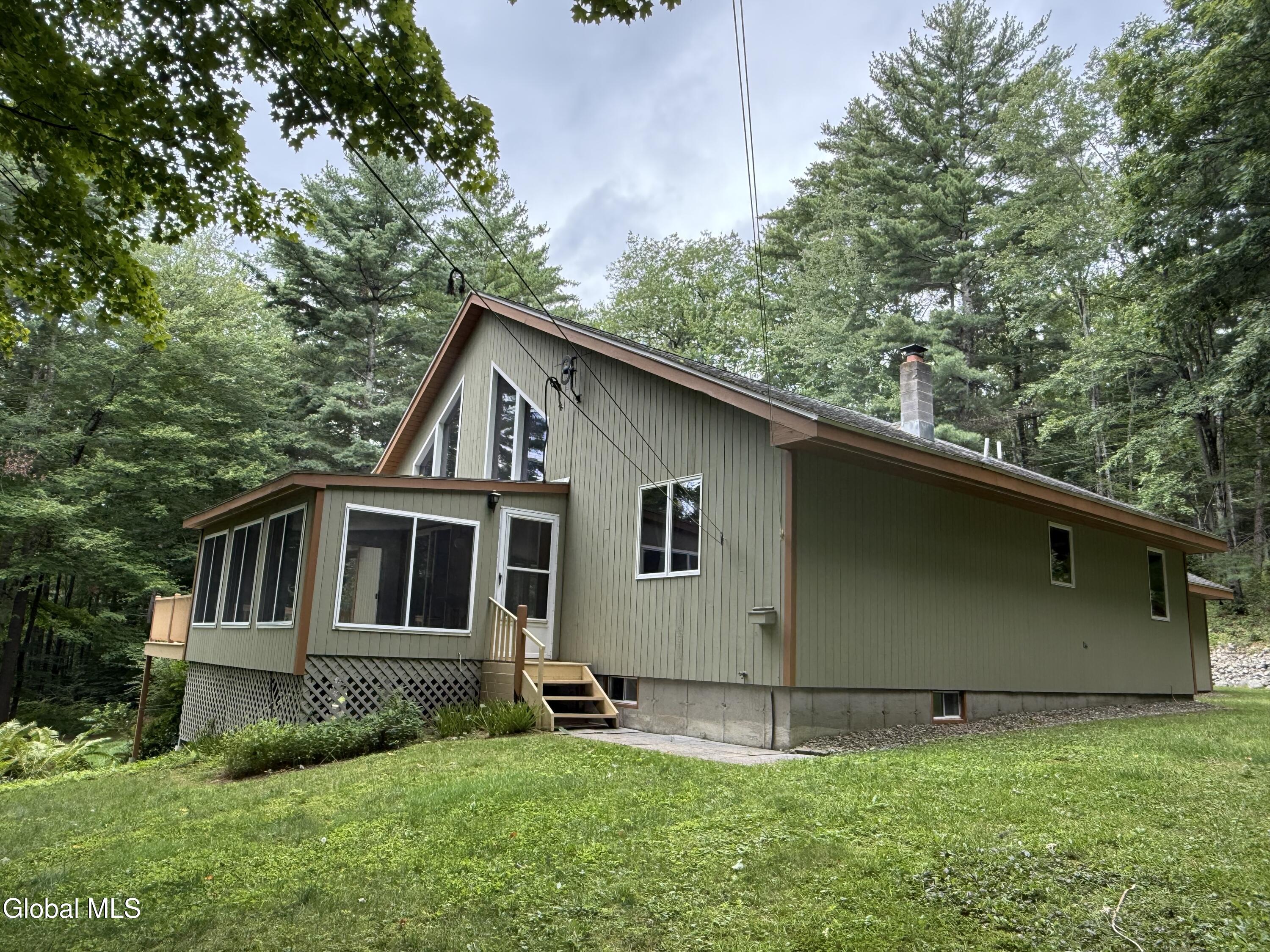 936 Ridge Road Broadalbin NY 12025