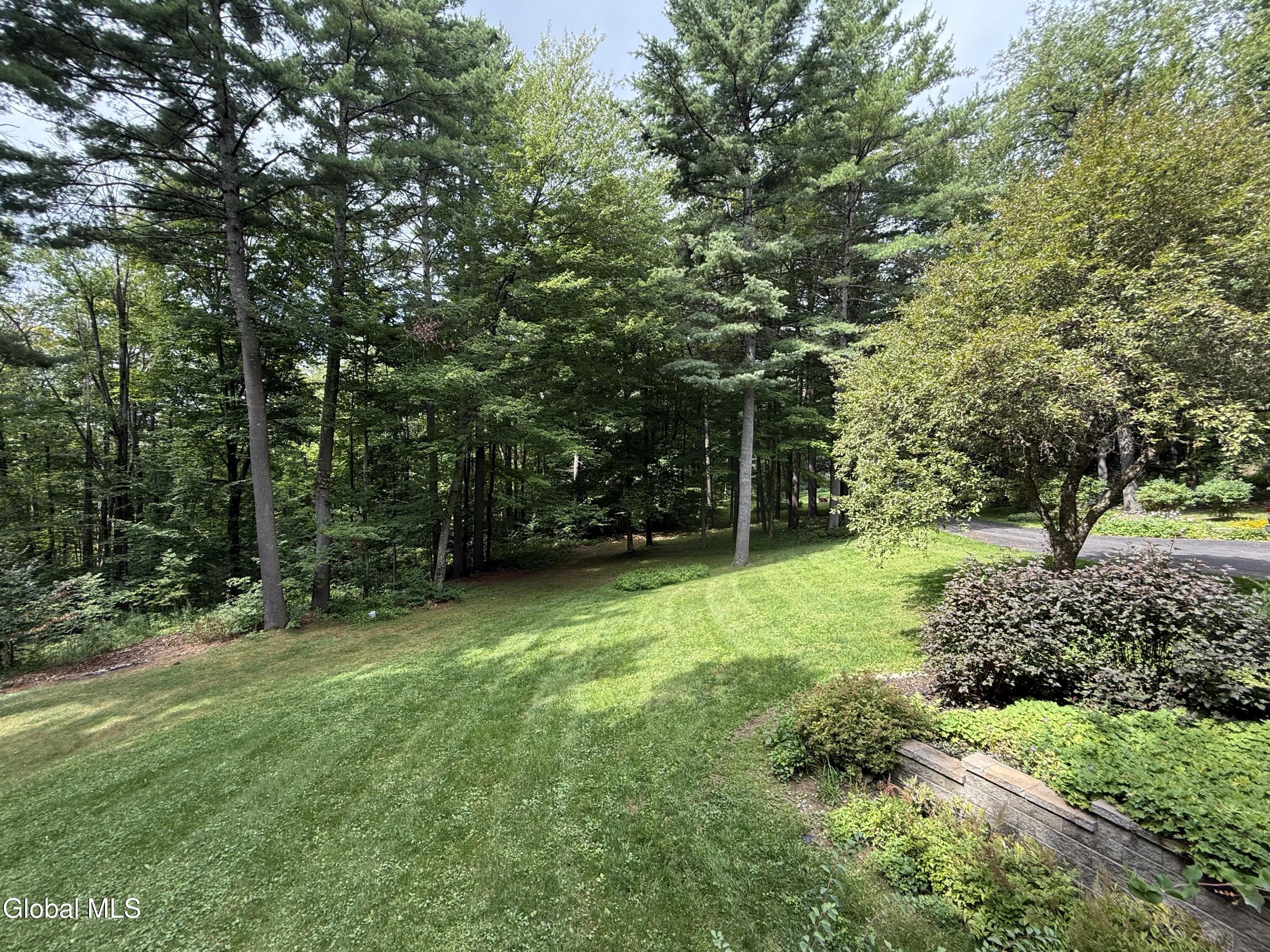 936 Ridge Road Broadalbin NY 12025