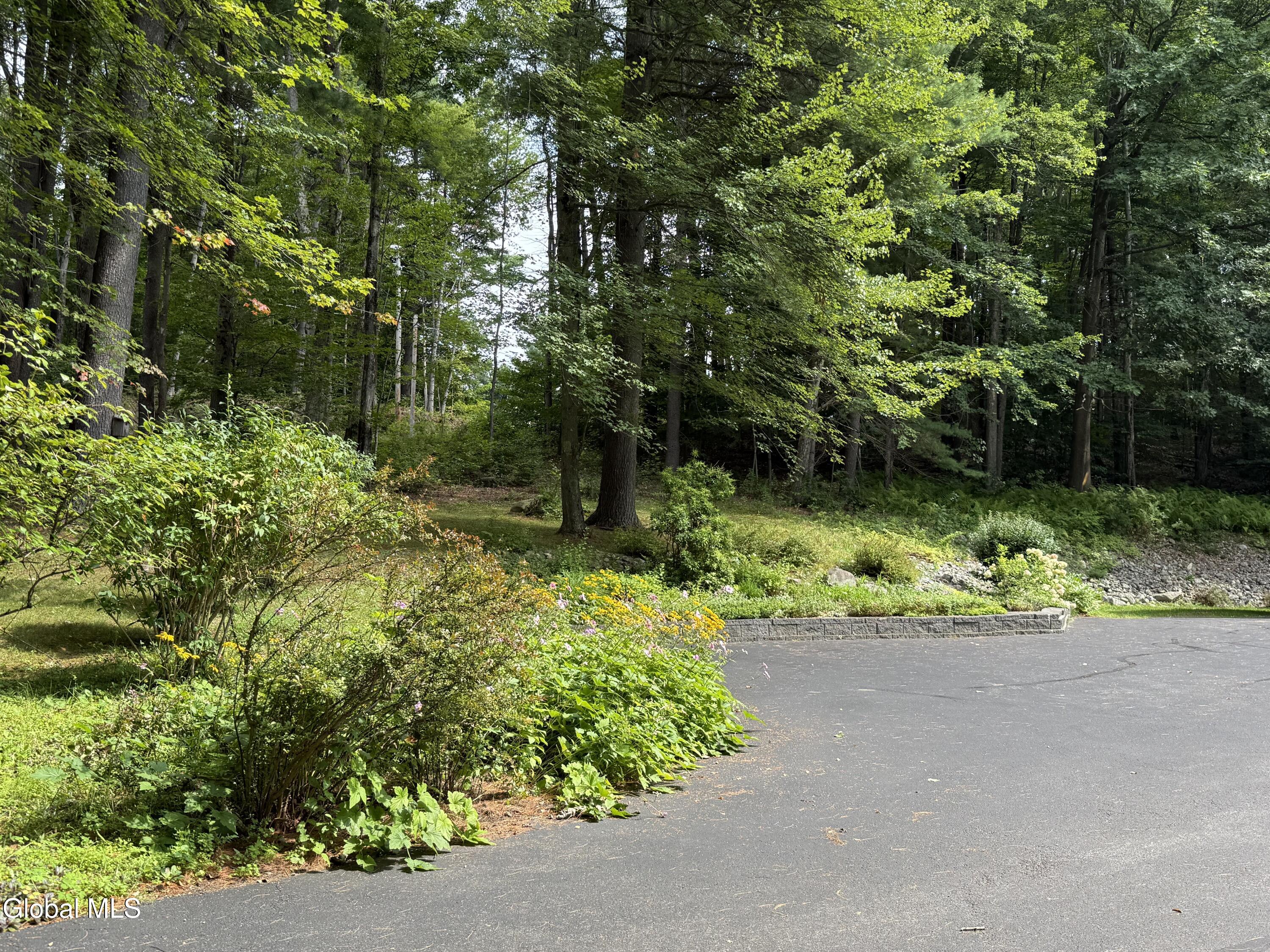 936 Ridge Road Broadalbin NY 12025