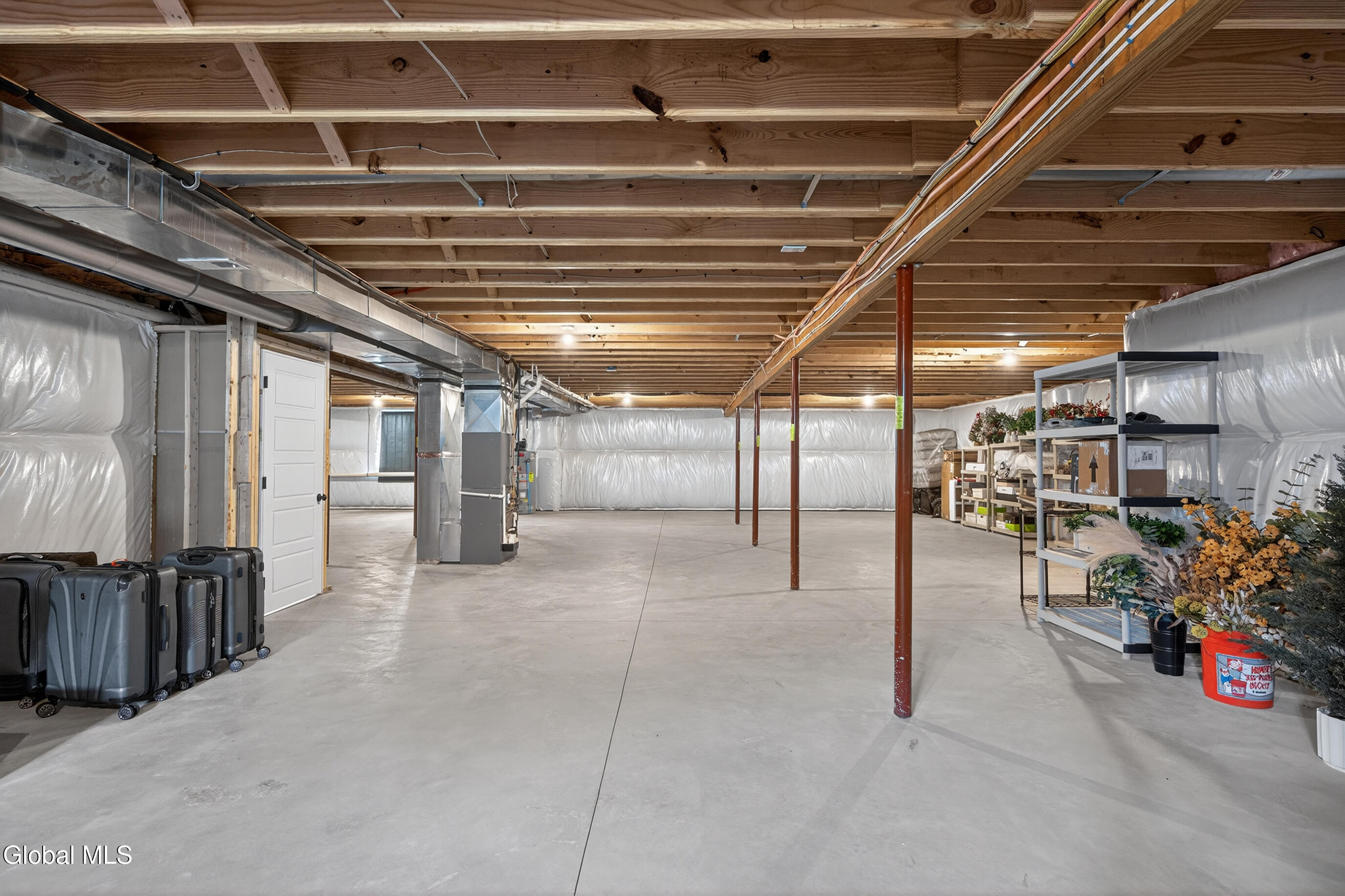 18 Bernie Loop Troy NY 12180