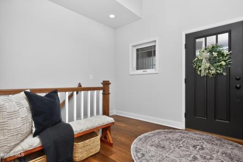 18 Bernie Loop Troy NY 12180