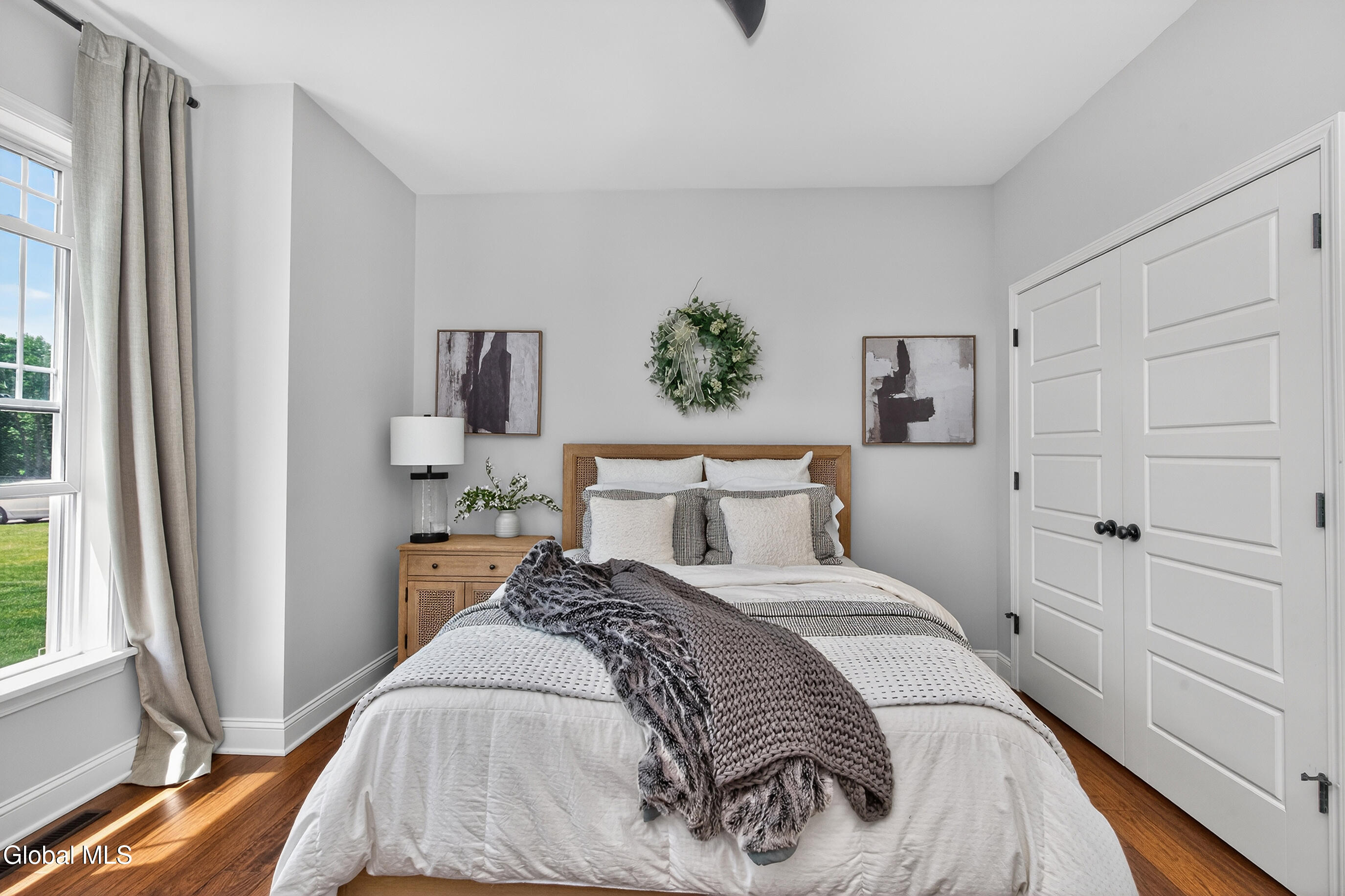 18 Bernie Loop Troy NY 12180