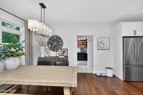 18 Bernie Loop Troy NY 12180