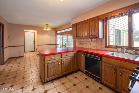 2 Georgian Terrace Loudonville NY 12211