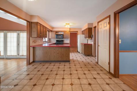 2 Georgian Terrace Loudonville NY 12211