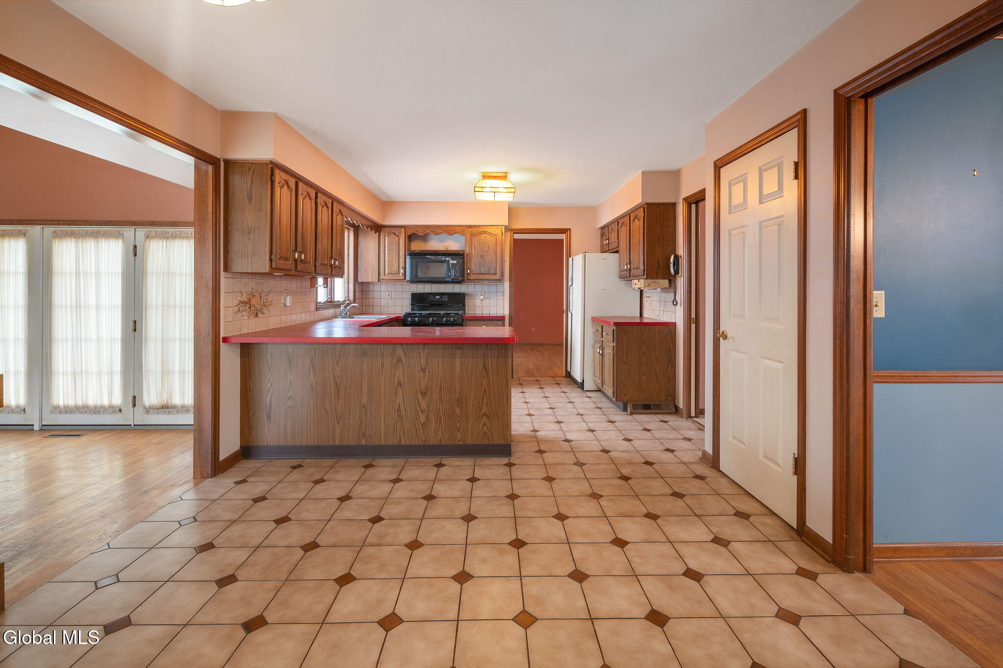 2 Georgian Terrace Loudonville NY 12211
