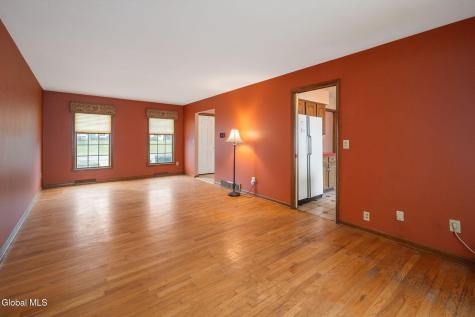 2 Georgian Terrace Loudonville NY 12211