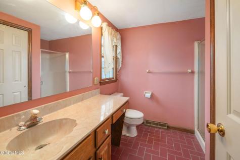 2 Georgian Terrace Loudonville NY 12211