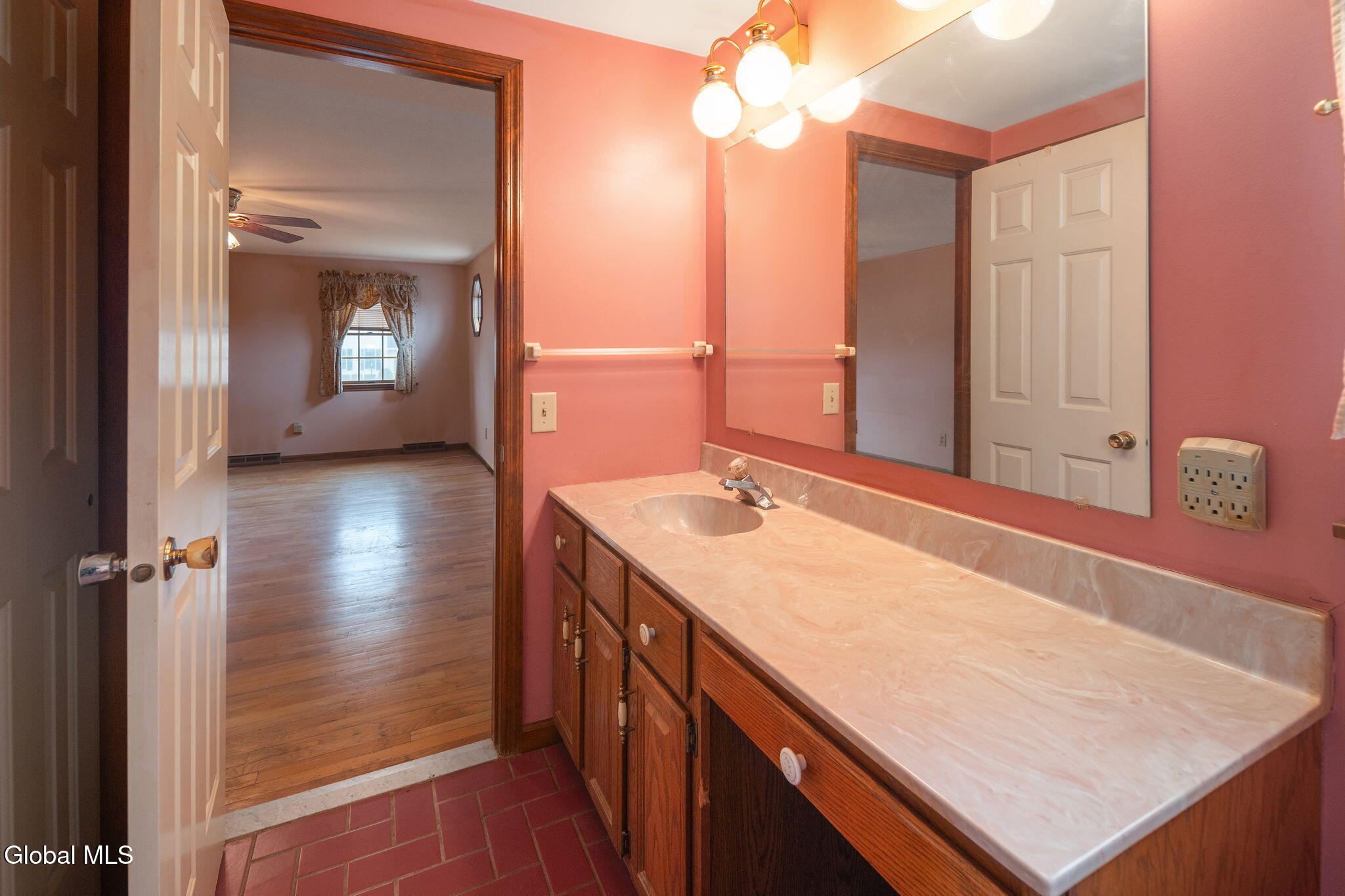 2 Georgian Terrace Loudonville NY 12211