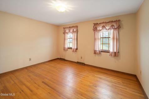 2 Georgian Terrace Loudonville NY 12211