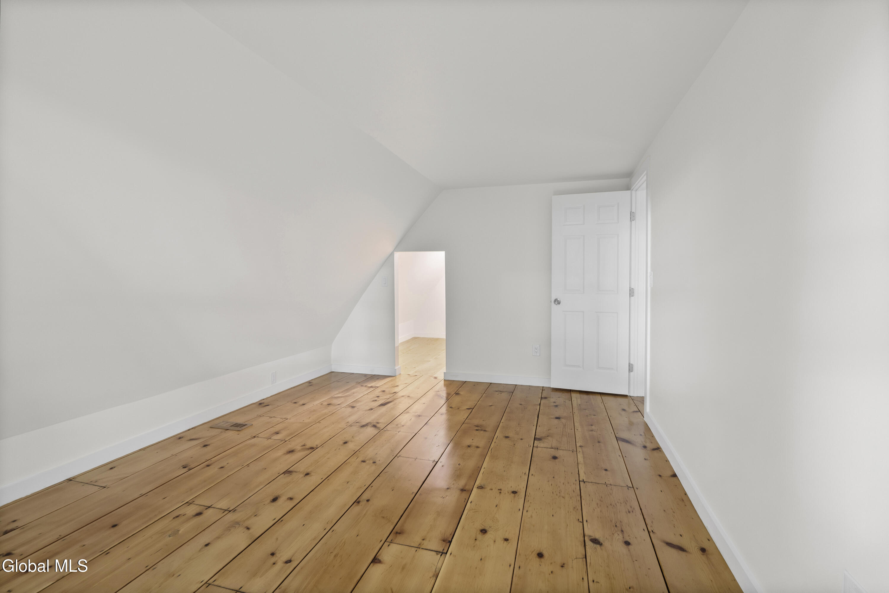 15 Rothermel Lane Extension Kinderhook NY 12106