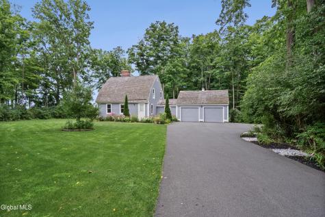 15 Rothermel Lane Extension Kinderhook NY 12106