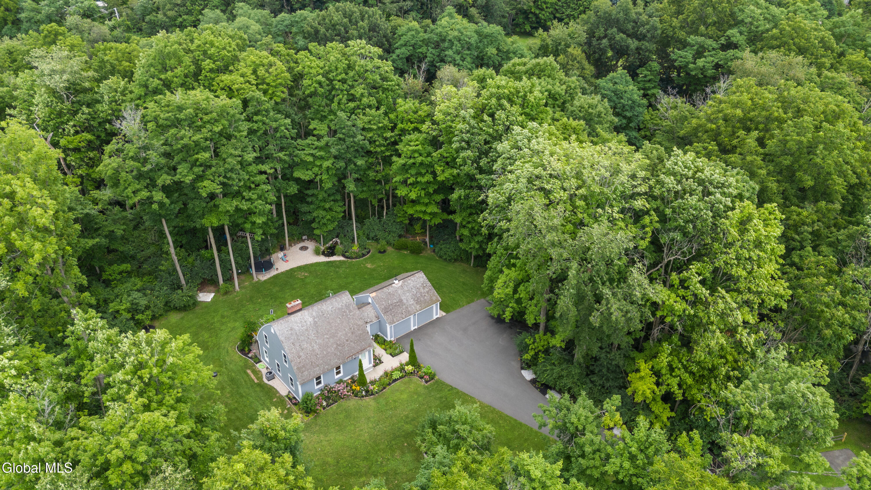 15 Rothermel Lane Extension Kinderhook NY 12106