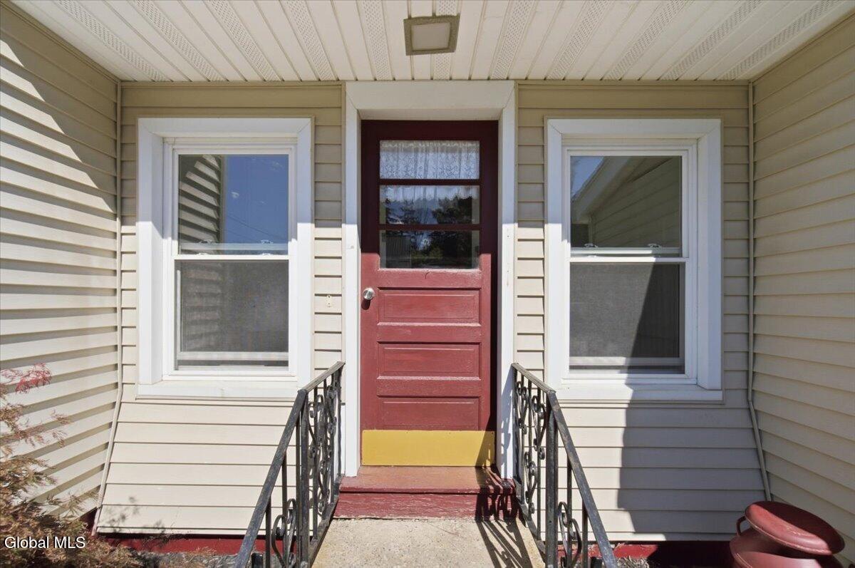 124 Auriesville Road Fultonville NY 12072