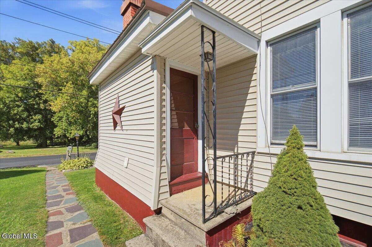 124 Auriesville Road Fultonville NY 12072