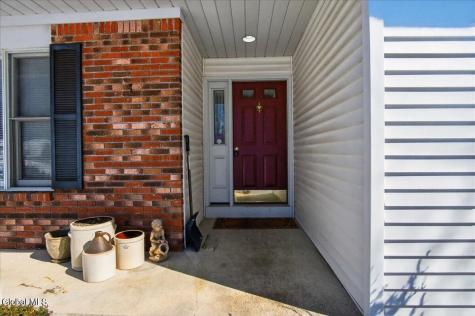 23 Christina Court Saratoga Springs NY 12866