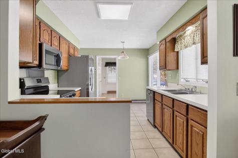 23 Christina Court Saratoga Springs NY 12866