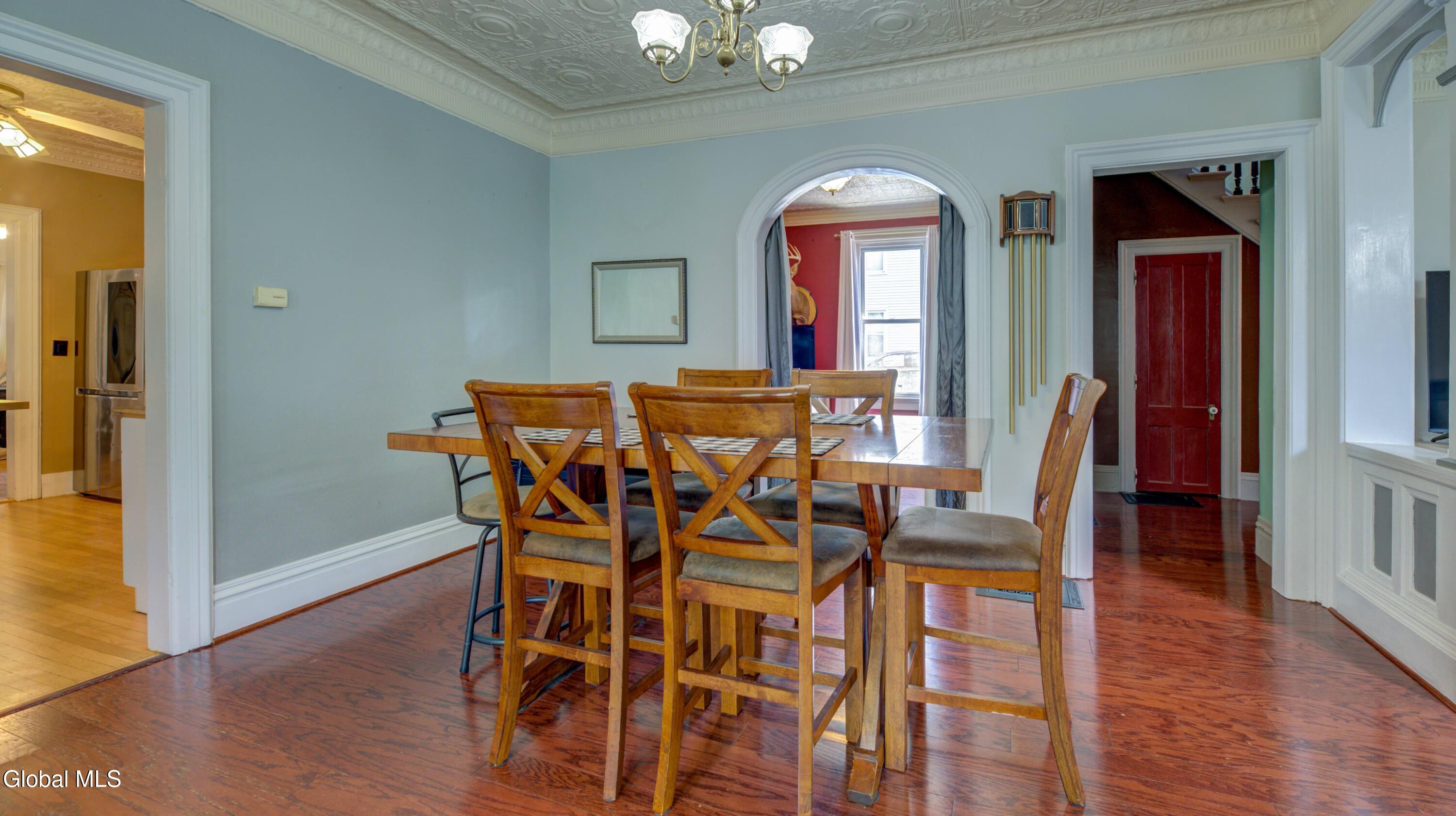 11 E State Street Johnstown NY 12095